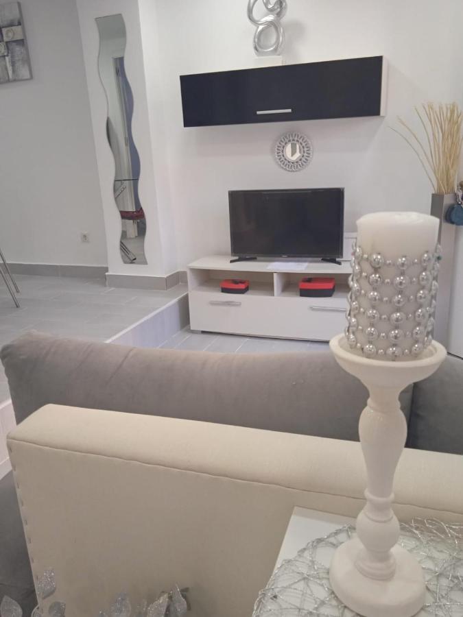 Loft en Nueva Malaga Lägenhet Exteriör bild