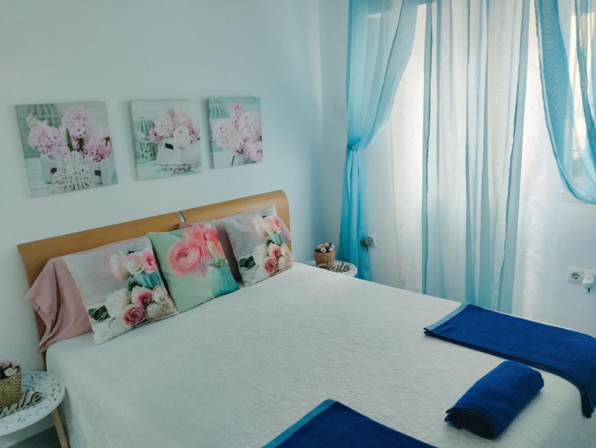 Loft en Nueva Malaga Lägenhet Exteriör bild